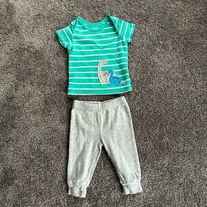 Newborn Baby Dinosaur 2-piece Outfit